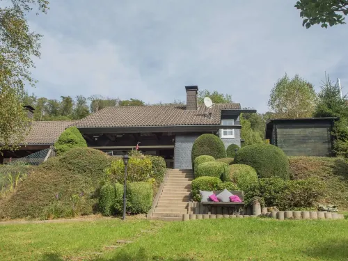 Modern Ferienhaus Nahe Von Winterberg Mit Garten