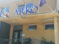 Hotel Arko Отели в г. Прага 9
