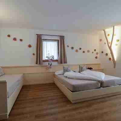 Garnì & Wellness Anderle Rooms
