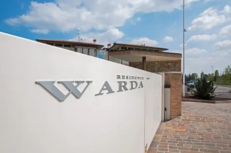 Warda C11 Apartment by Wonderful Italy Отели рядом со станцией Desenzano - Via Gramsci, 13