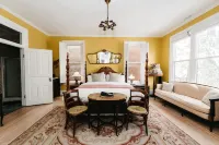Ellerbeck Mansion Bed & Breakfast Hotels in 