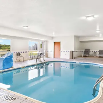 Spark by Hilton Springfield Southwest