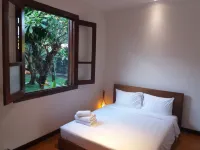 Villa Aquin Hotels in Colomadu