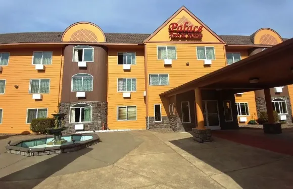 林肯城套房宮殿旅館