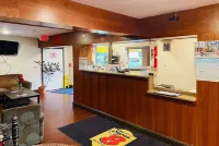 Super 8 by Wyndham Gloucester Hotels in Mt Ephraim