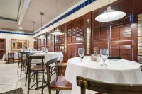 Quality Inn & Suites Lufkin Hotels in Lufkin