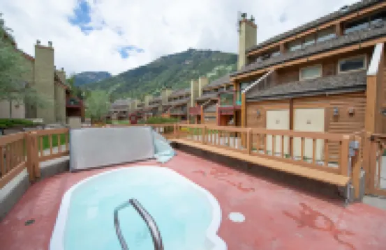 Panorama Vacation Retreat at Horsethief Lodge Hoteles en East Kootenay F