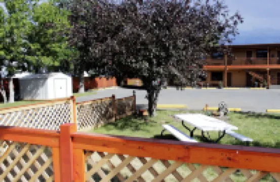 Country Motor Inn
