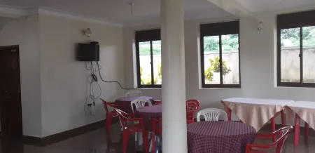 Mango Cottages & Recreation Center