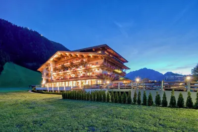 Hotel Bergland Hotel dekat Fischergut