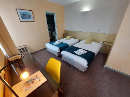 Logis Hôtels - Hôtel et Restaurant le Lion d'Or