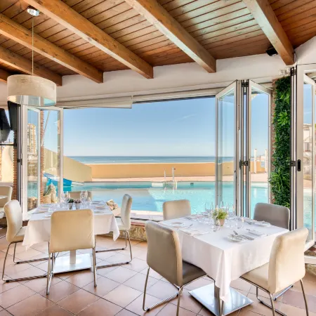 Macdonald Doña Lola Resort