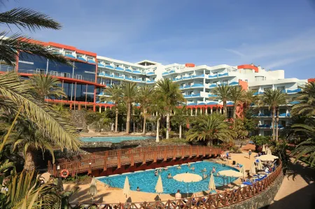 R2 Hotel Pajara Beach