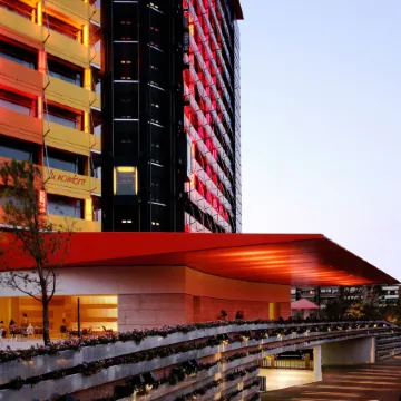 Hotel Puerta America Отели рядом с достопримечательностью «Улица Серрано»