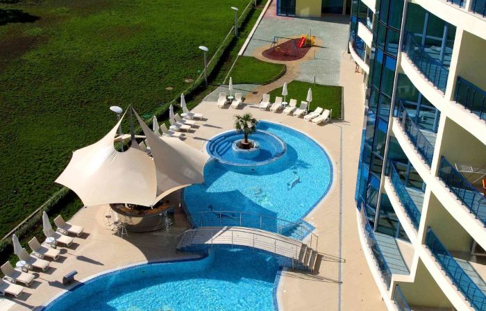 Aparthotel Marina Holiday Club - All Inclusive & Free Parking