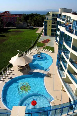 Aparthotel Marina Holiday Club - All Inclusive & Free Parking - spa