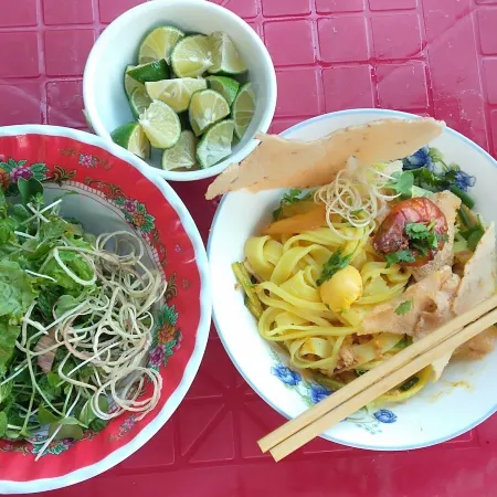 Hoi An New Life Homestay & Villa Отели рядом с достопримечательностью «Thay Pagoda»