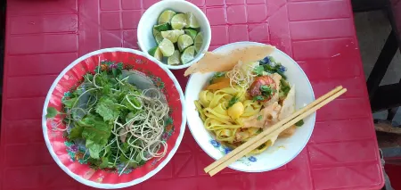 Hoi An New Life Homestay & Villa Отели рядом с достопримечательностью «Thay Pagoda»