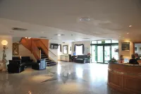Best Western Plus Bentley Hotel  Spa