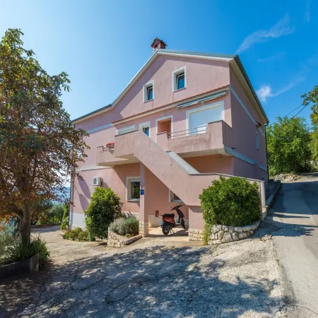 Apartments Ljiljana