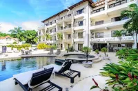 Playa Laguna Beach Condos