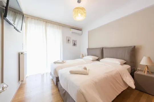 Luxury and Spacious Apt for 8 Guests New Features April 2025