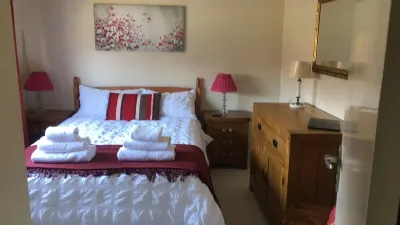 Captivating 2-Bed House in Amesbury Salisbury Các khách sạn ở Amesbury