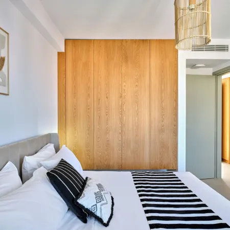 Paros Gem