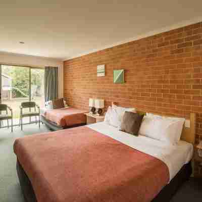 Rose Garden Motel Rooms