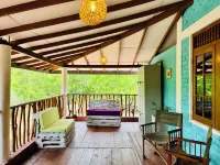 Funky Leopard Safari Lodge Bordering Yala National Park