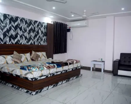 SHRADDHA SHIVAM RESIDENCY Hotels in Chitrakoot