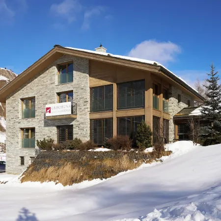 Grischuna Mountain Lodge