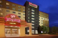 PAR-A-Dice Hotel and Casino فنادق في Fondulac Township