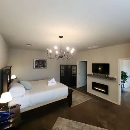 Unit 1 Chianti Central Tuscan Wine Retreat Отели рядом с достопримечательностью «Грейп Крик Вайнярдс»