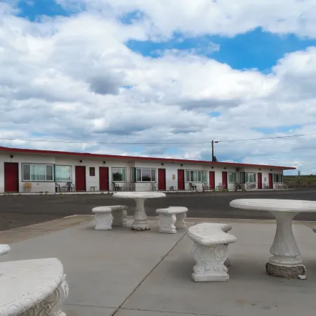 Ala Cozy Motel