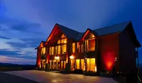 Skyline Splendor: Luxe Retreat with Breathtaking Views over Downtown Gatlinburg