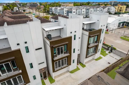 Spacious Houston 3bed3 Bath Family Townhome