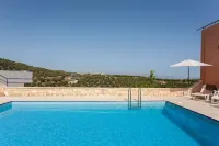 Hillside Seaview Apartment Hotels in der Nähe von Iguana-Strand