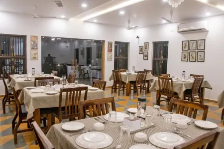 The Tiger Claws Tadoba