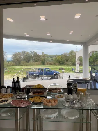 Vians Olympia Resort Отели в г. Олимпия