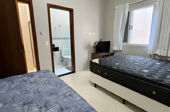 Casa com piscina em Bertioga 1