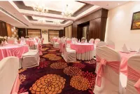 The Grand Ambassador Hotels in Sapror