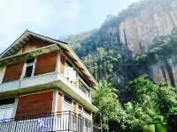 Roemah Abdoe Hotel di 