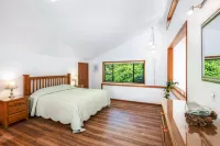 Nature's Paradise Hotels in Jefferson County