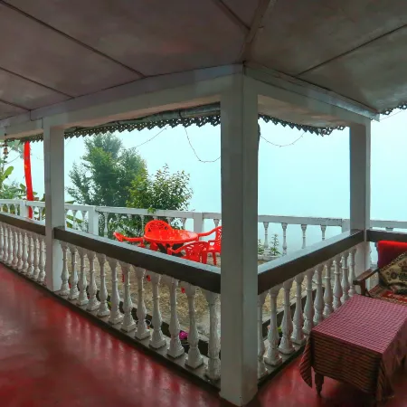 Denzong House & Restaurant
