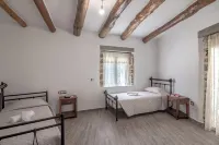 Sellia Stone House - your summer retreat Hotels in Foinikas