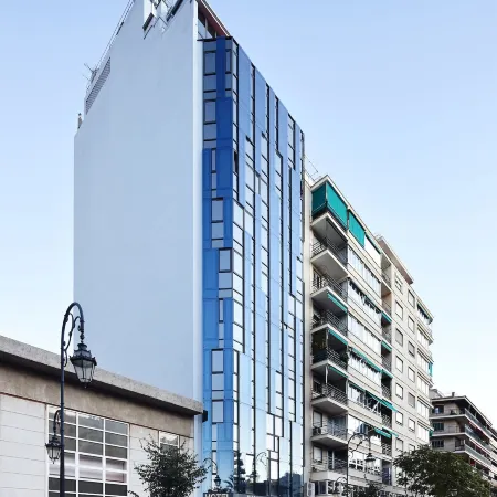 Hotel Palladium Отели рядом с достопримечательностью «Торговый центр El Corte Ingles»