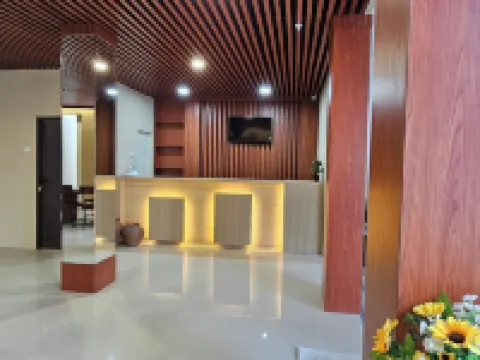 Sunflower Hotel syariah near Juanda airport Hotels in Sedati