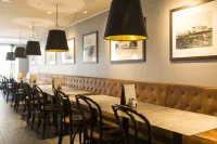 Home Hotel Uman - breakfast