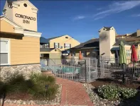 Coronado Inn - Pool